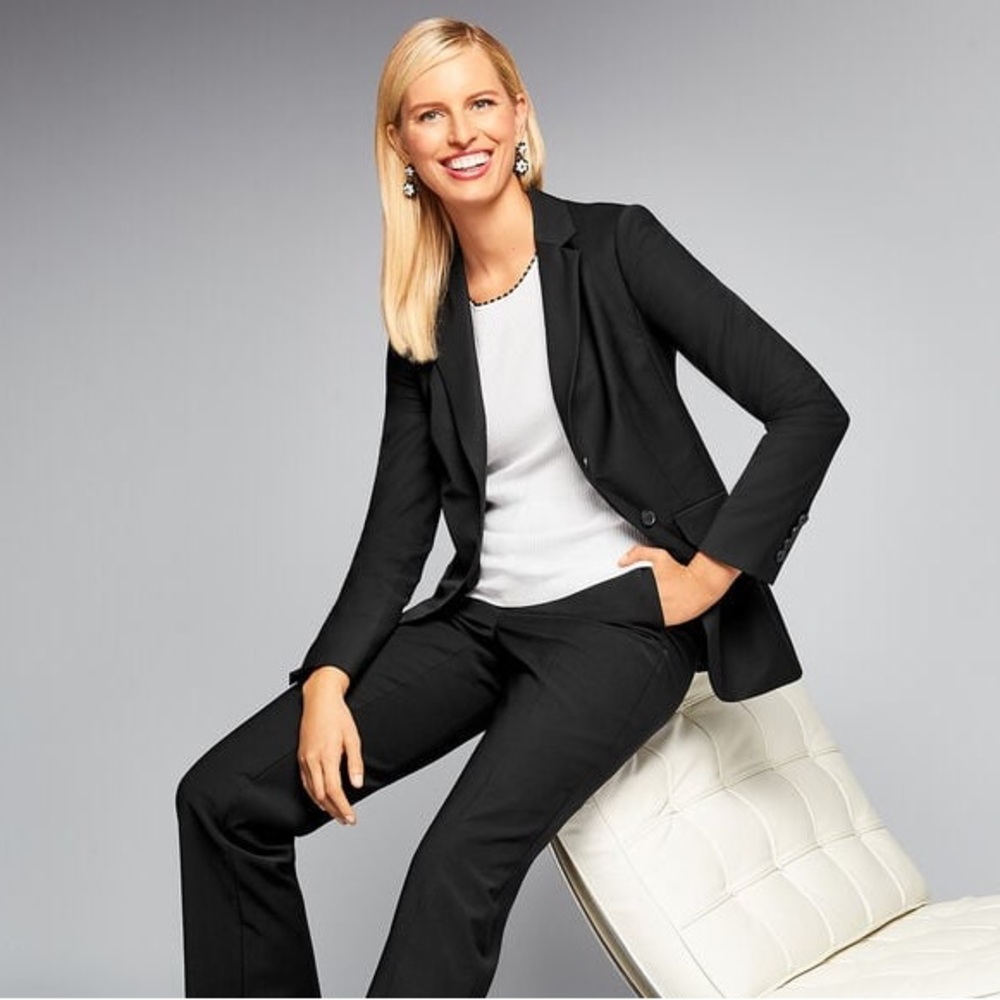 Talbots Seasonless Wool 2 Button Black Blazer • Size 14L